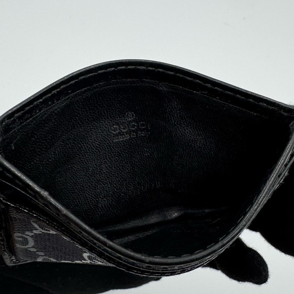 Men’s Wallet Bundle | Gucci, Burberry, Louis Vuitton and Tumi | Good Condition - Picture 6 of 13